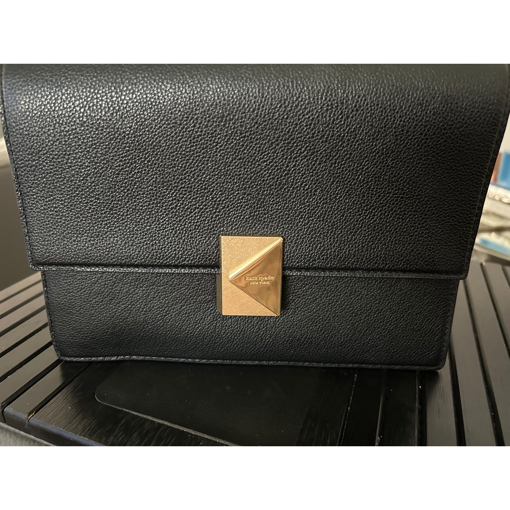 Kate‎ Spade Black Pebbled Leather Crossbody Bag Gold Pyramid Lock Chain Strap